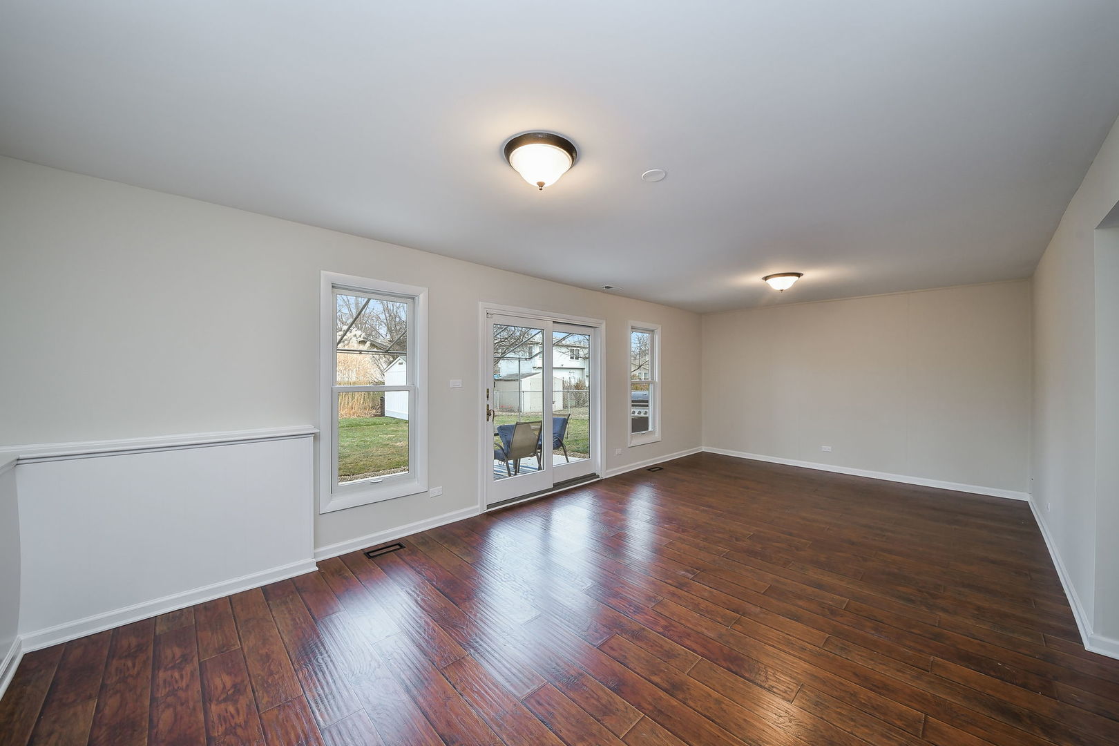 21W550 Kensington Road