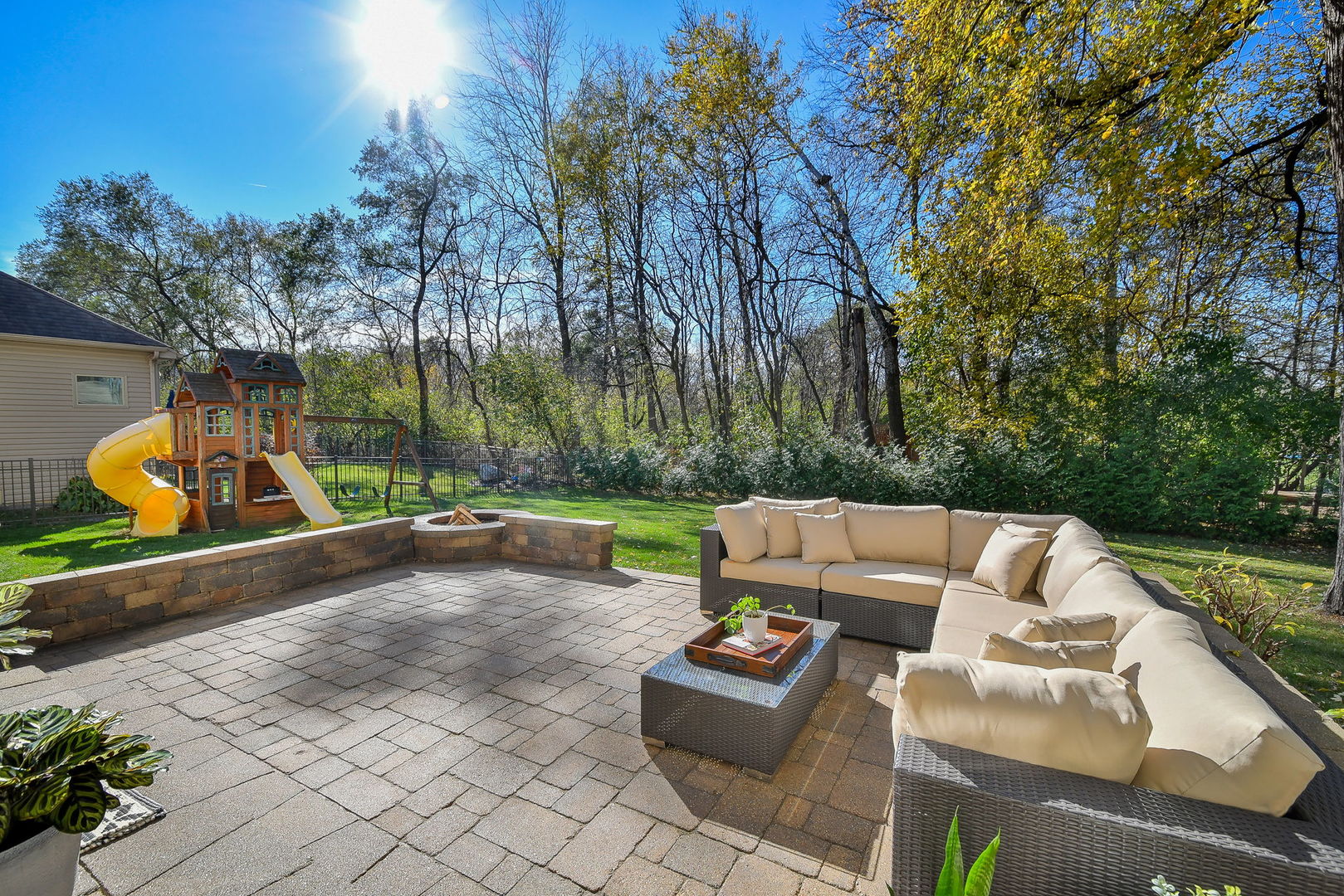 1038 Deer Glen Court