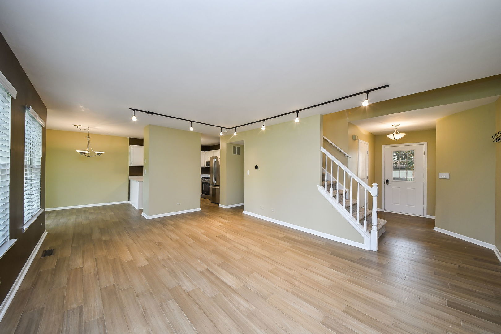 204 Stoneybrook Lane