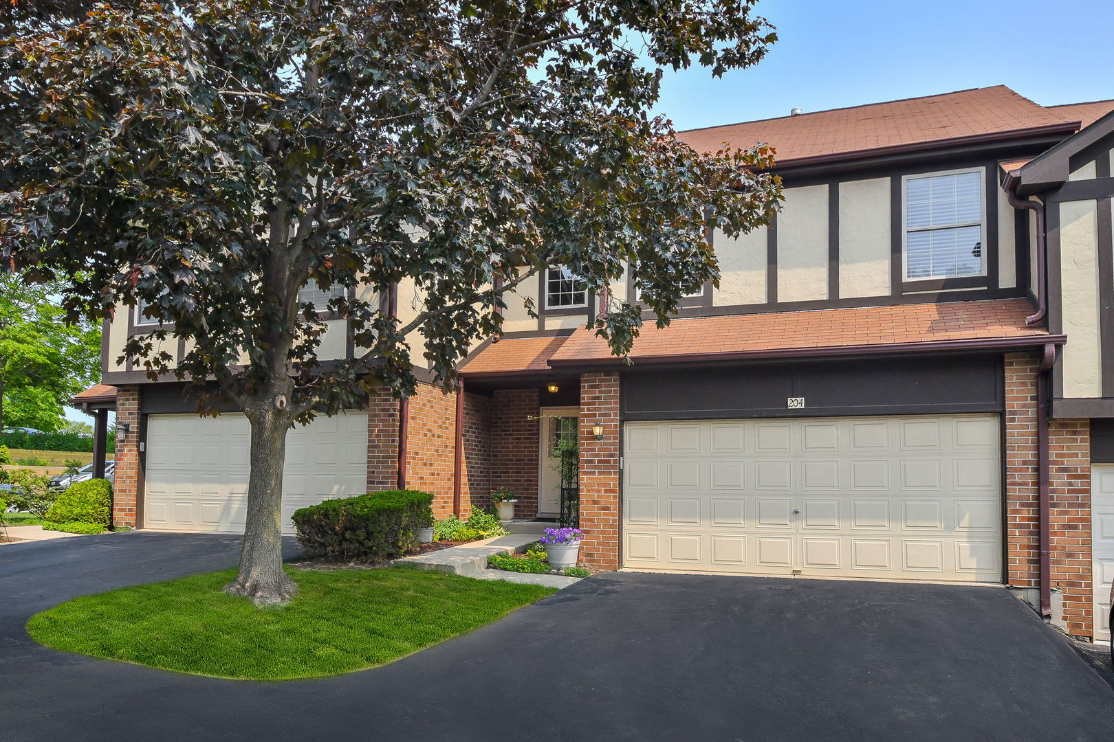 204 Stoneybrook Lane