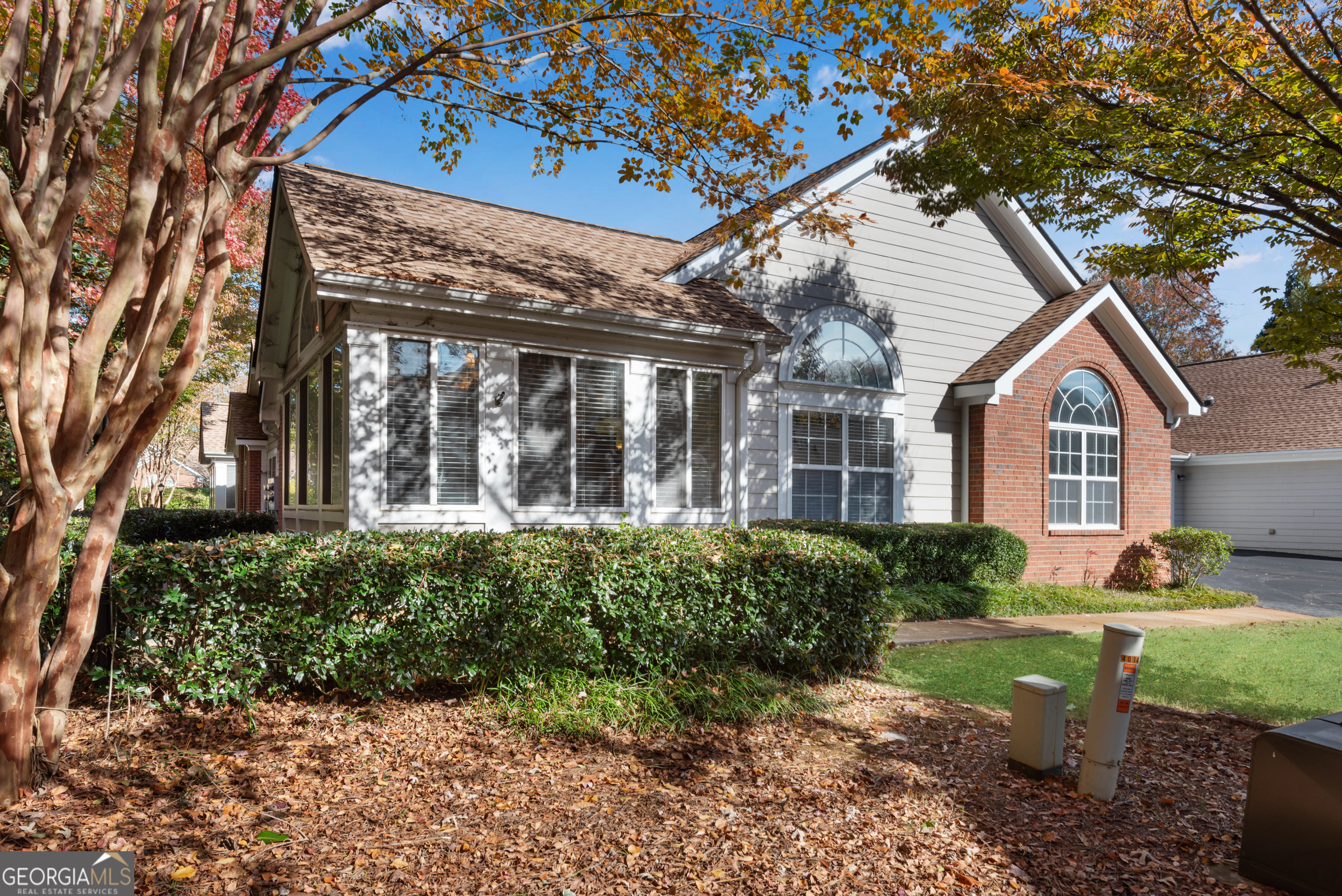 4022 Vineyards Lane