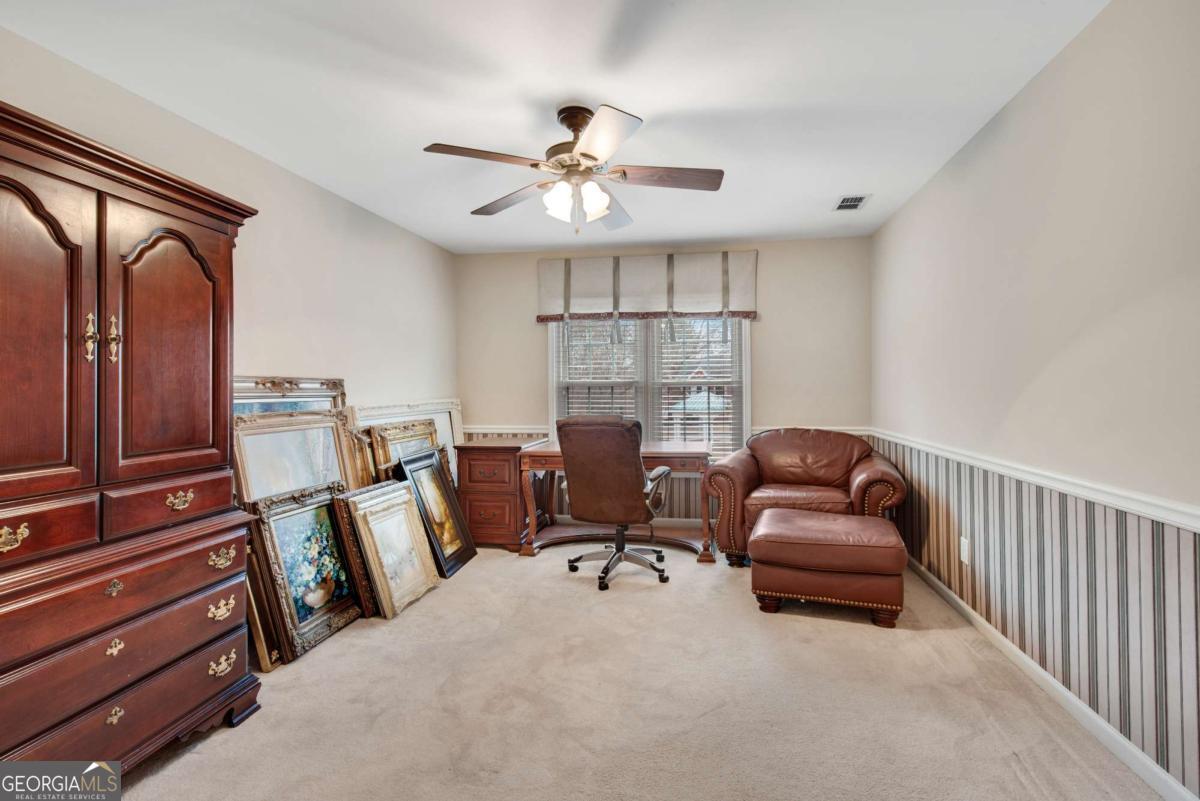 50 Lakecrest Circle