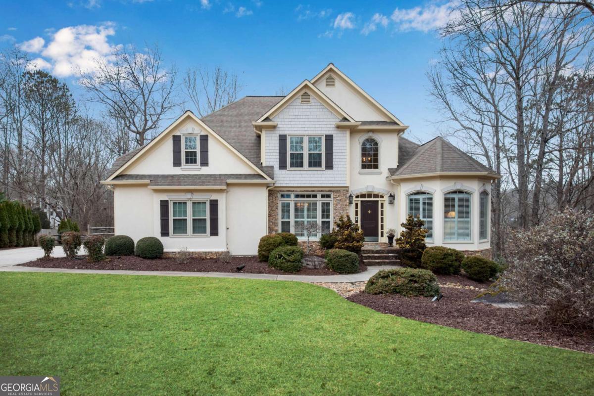 50 Lakecrest Circle