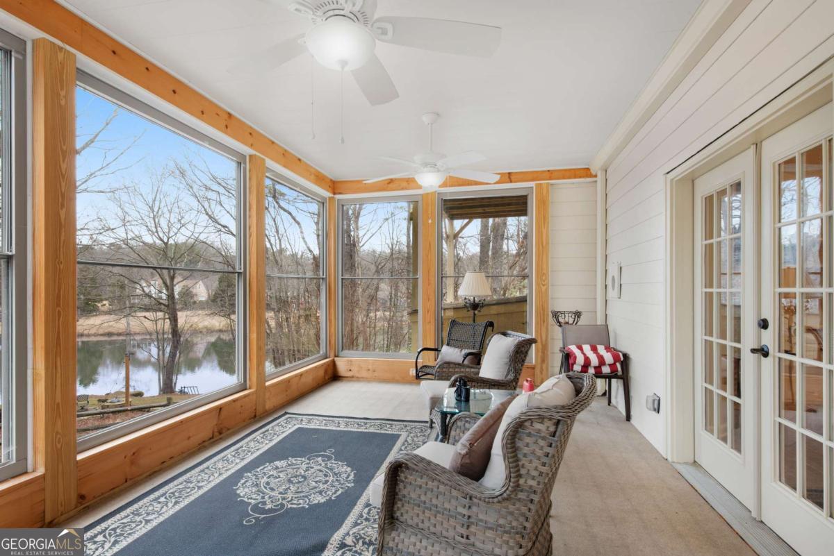 50 Lakecrest Circle