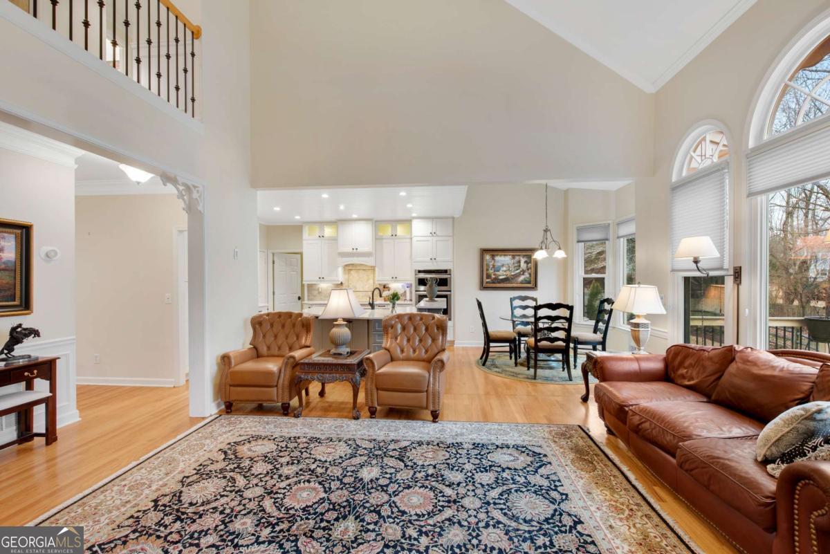 50 Lakecrest Circle