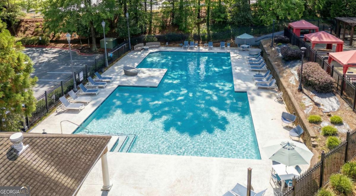 795 Hammond Drive # 1402