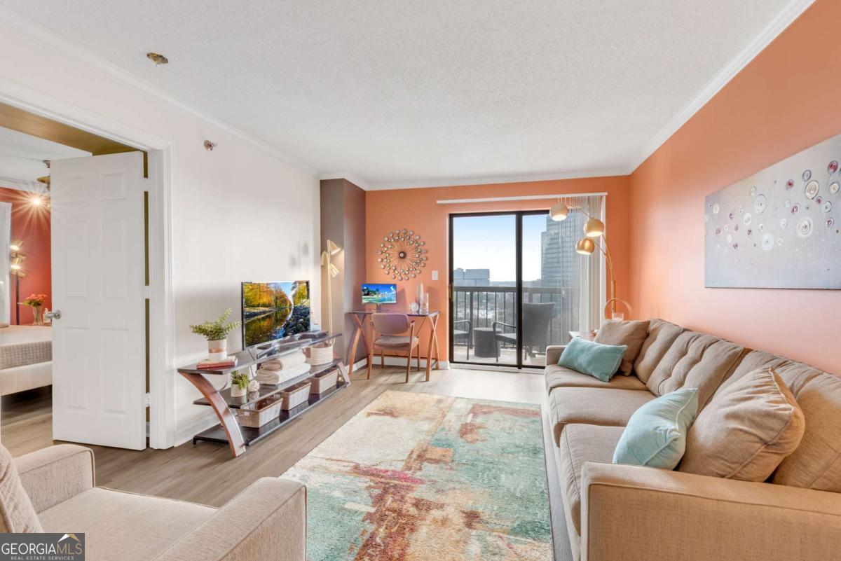 795 Hammond Drive # 1402