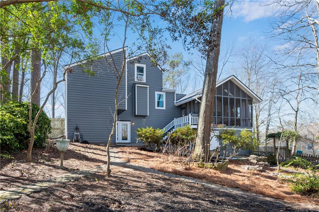 2421 Spring Lake Drive