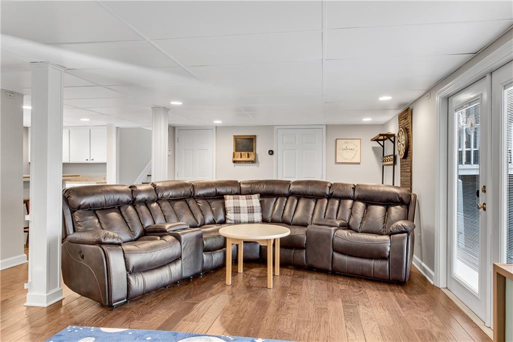 2421 Spring Lake Drive
