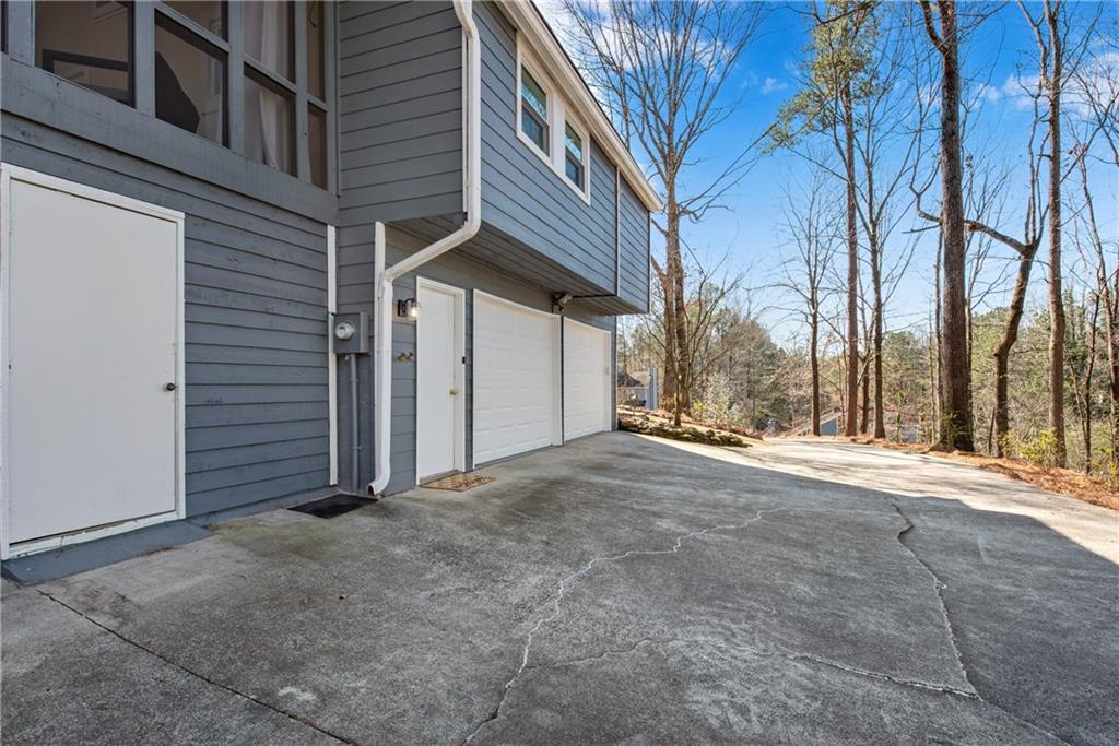 2421 Spring Lake Drive