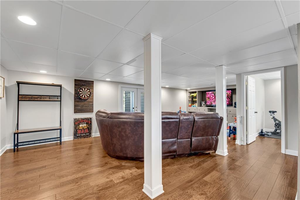 2421 Spring Lake Drive