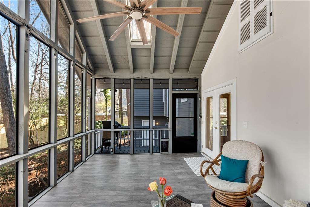 2421 Spring Lake Drive