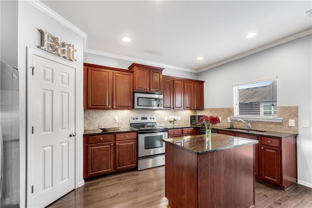 3039 Liberty Way