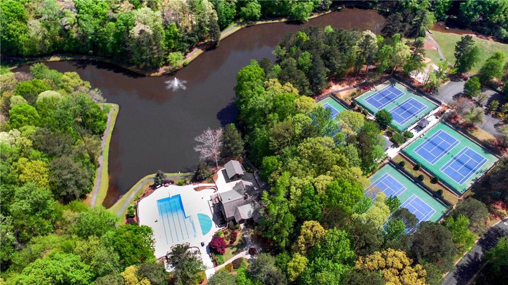 2719 Huckleberry Path