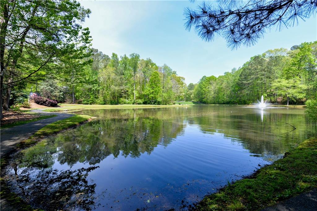 2719 Huckleberry Path