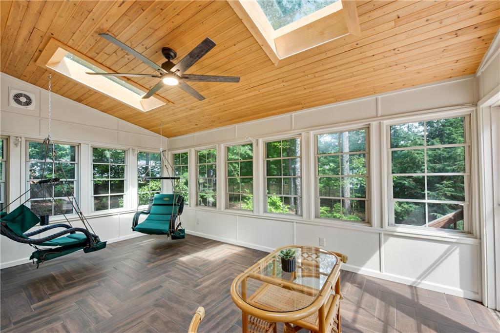 2719 Huckleberry Path