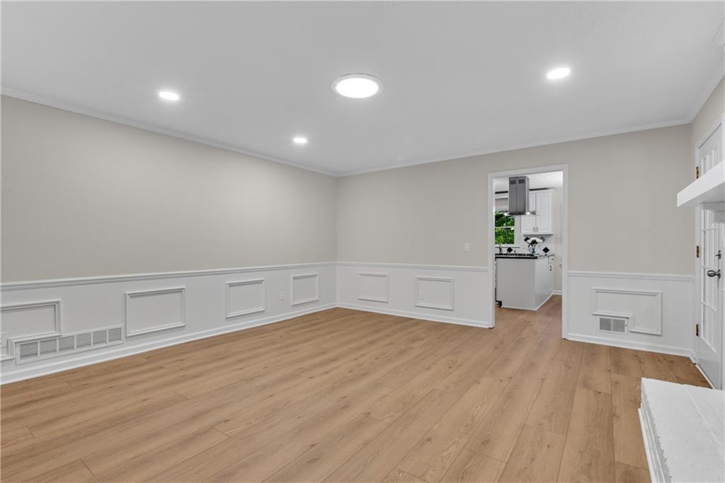 2719 Huckleberry Path
