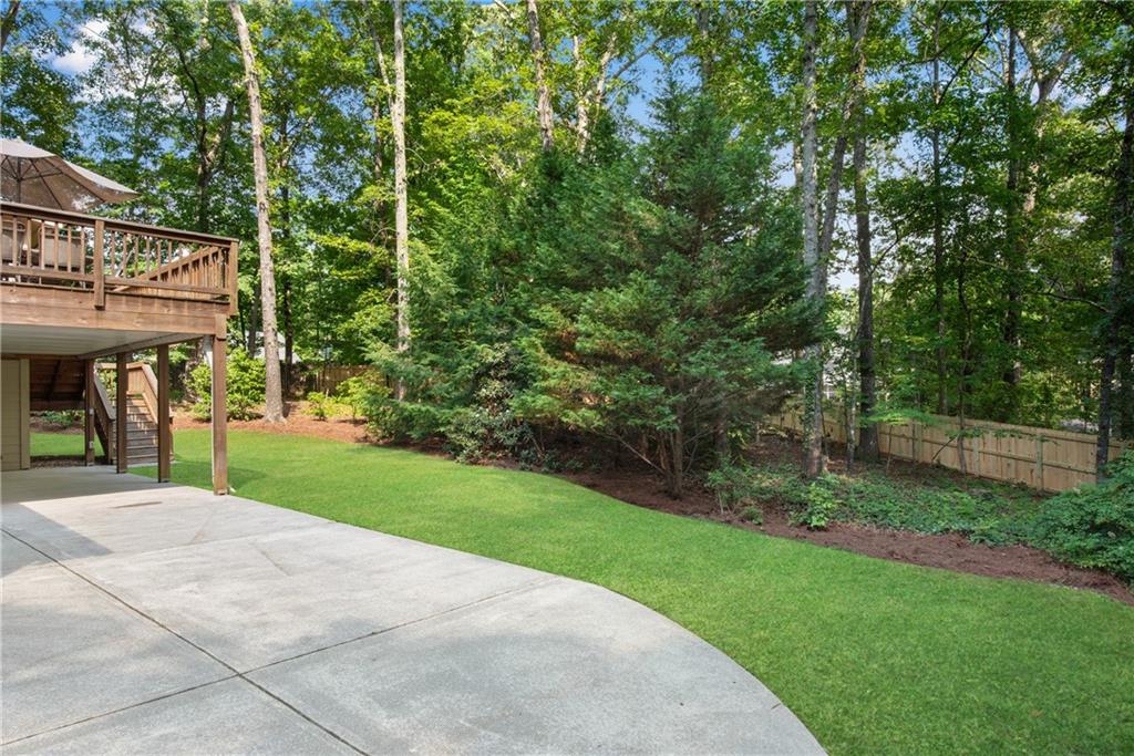 2719 Huckleberry Path