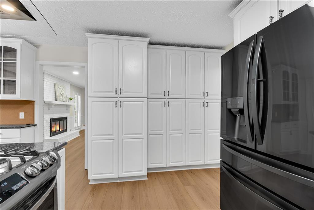 2719 Huckleberry Path