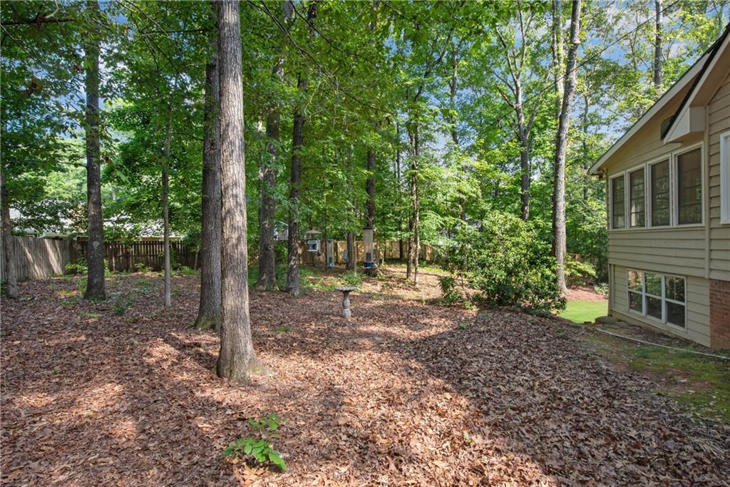 2719 Huckleberry Path