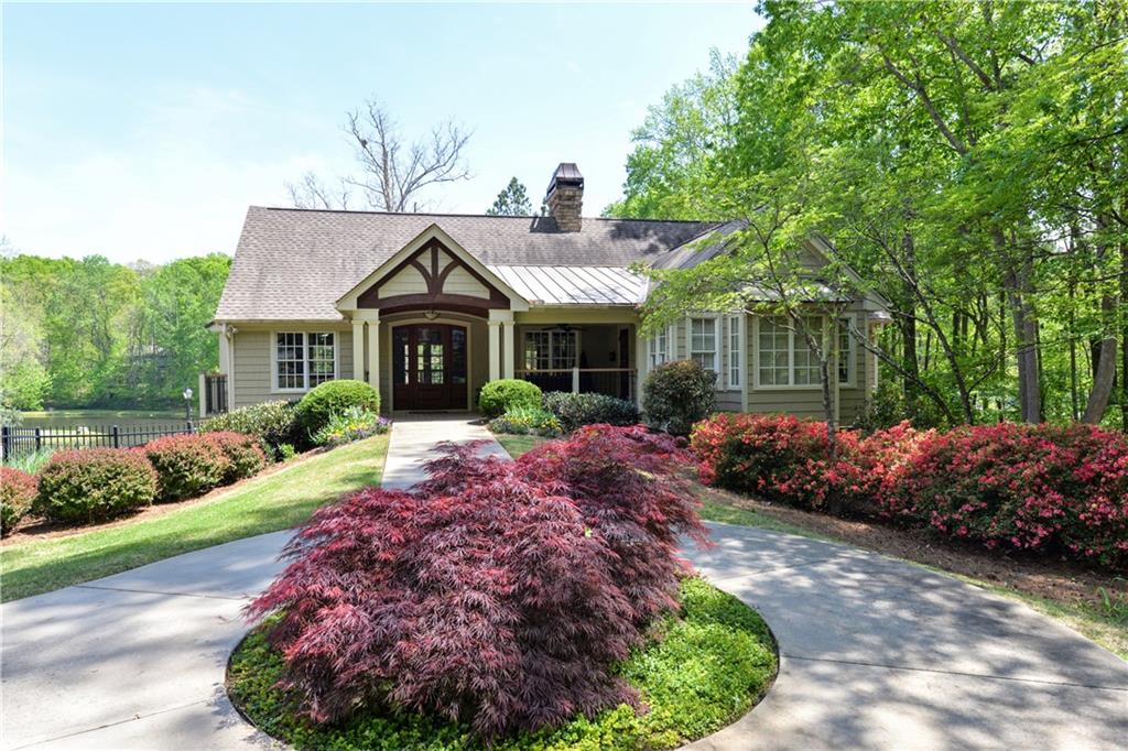 2719 Huckleberry Path