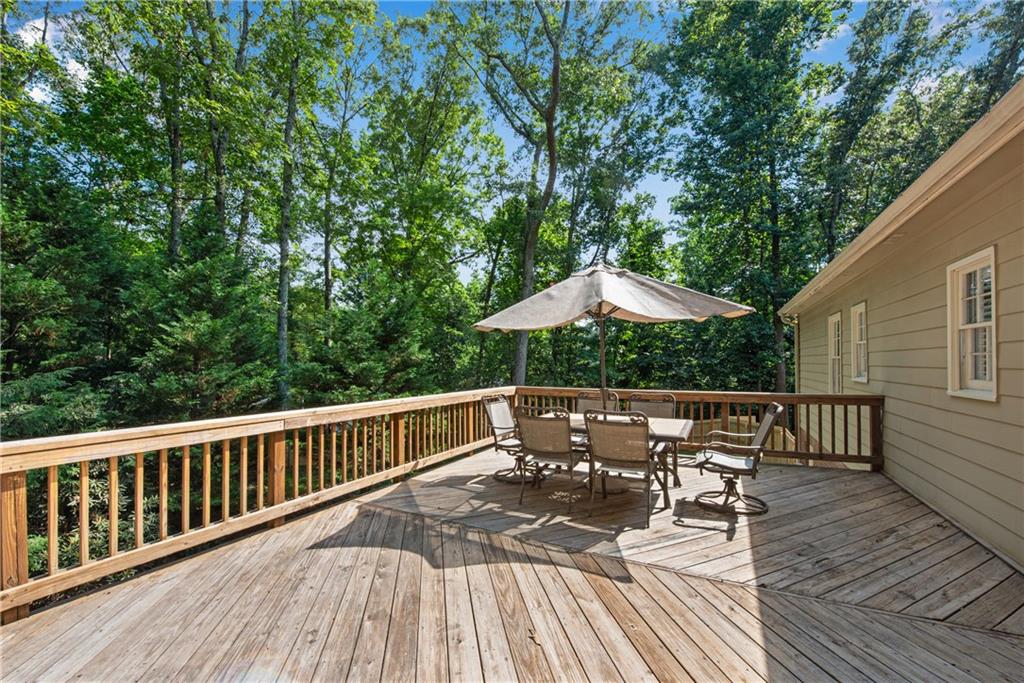 2719 Huckleberry Path