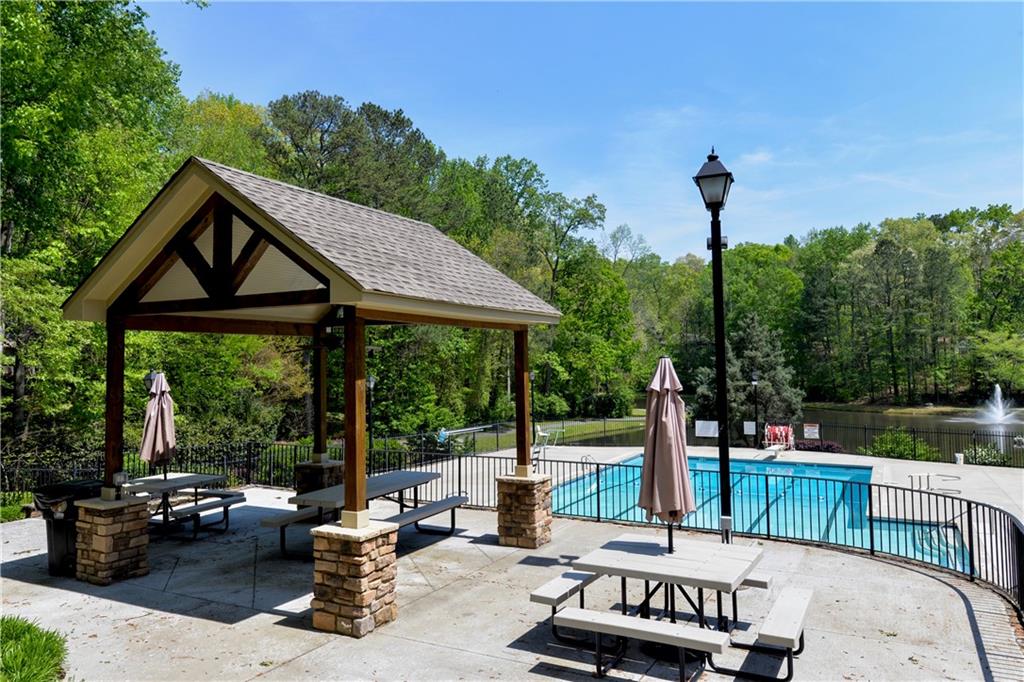 2719 Huckleberry Path