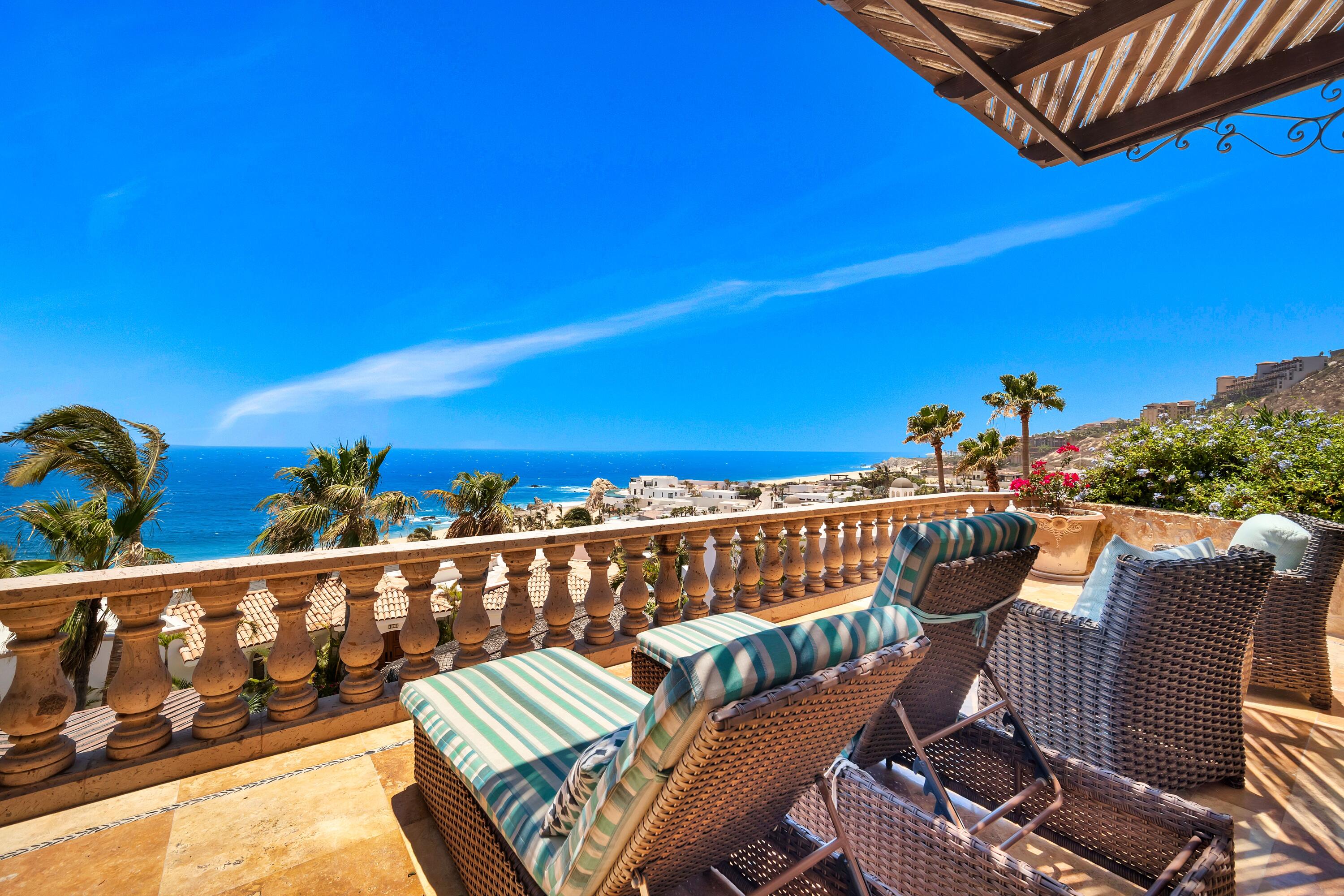3 Calle Cerrada del Sol, Villa Vista Encantada