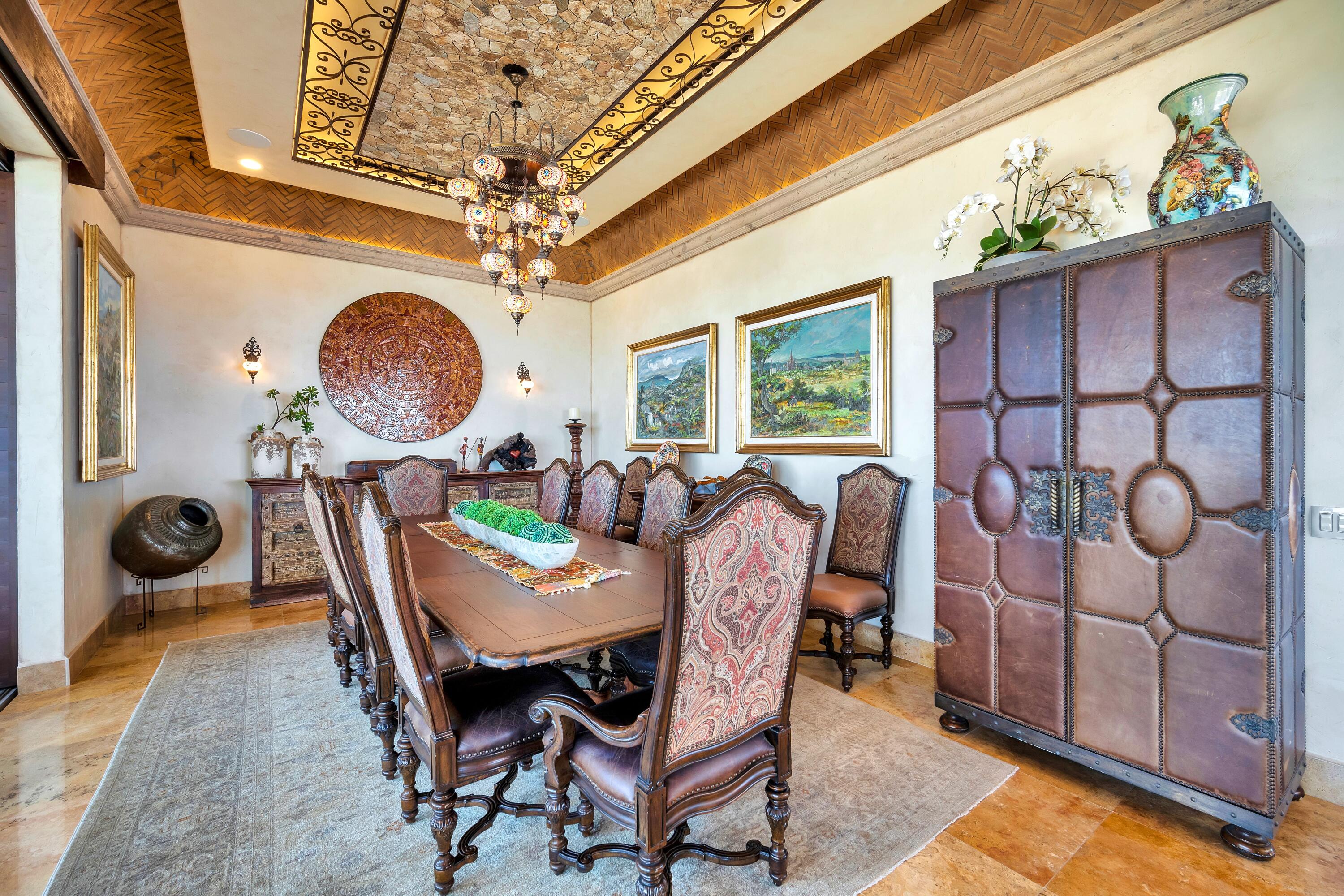 3 Calle Cerrada del Sol, Villa Vista Encantada