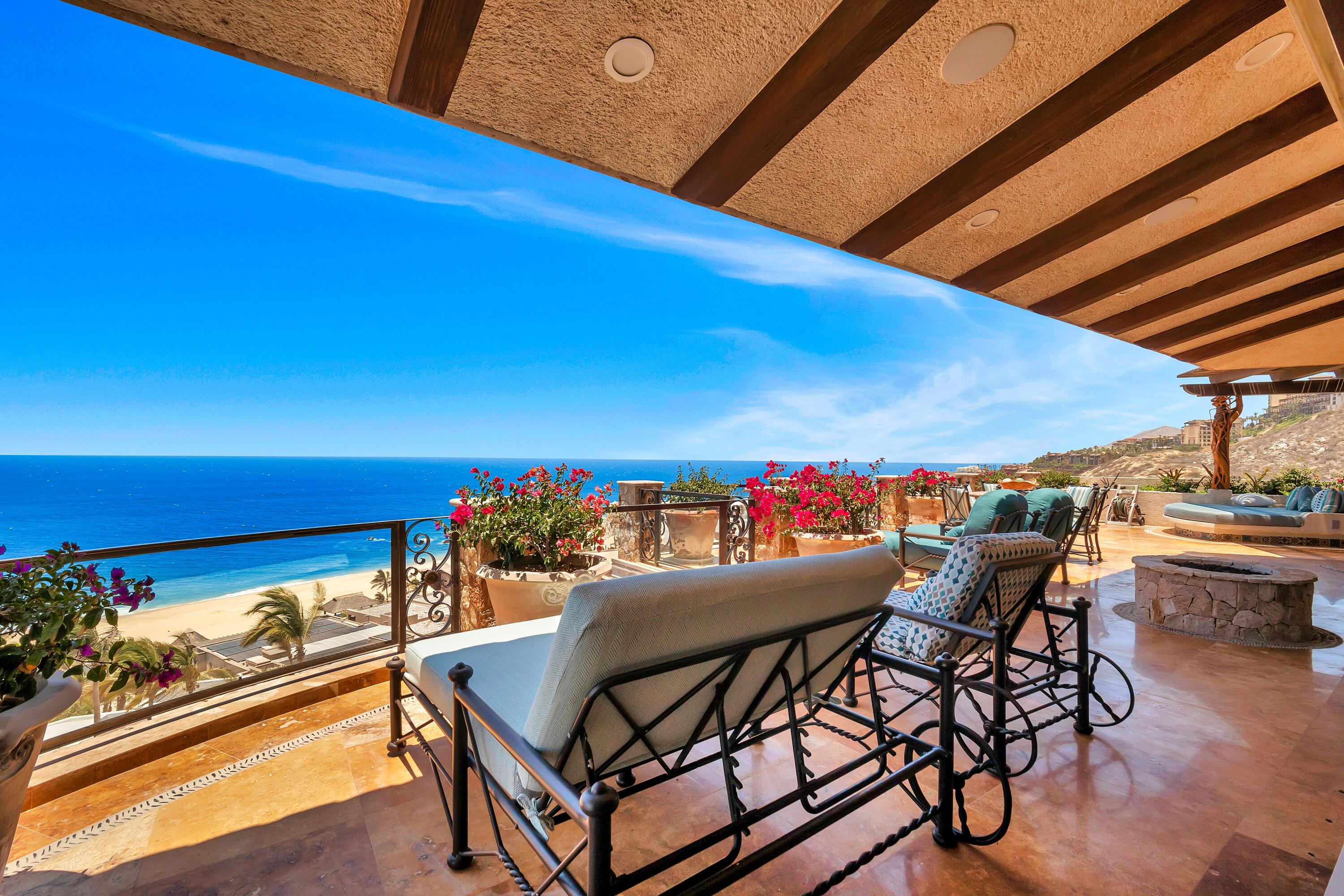 3 Calle Cerrada del Sol, Villa Vista Encantada