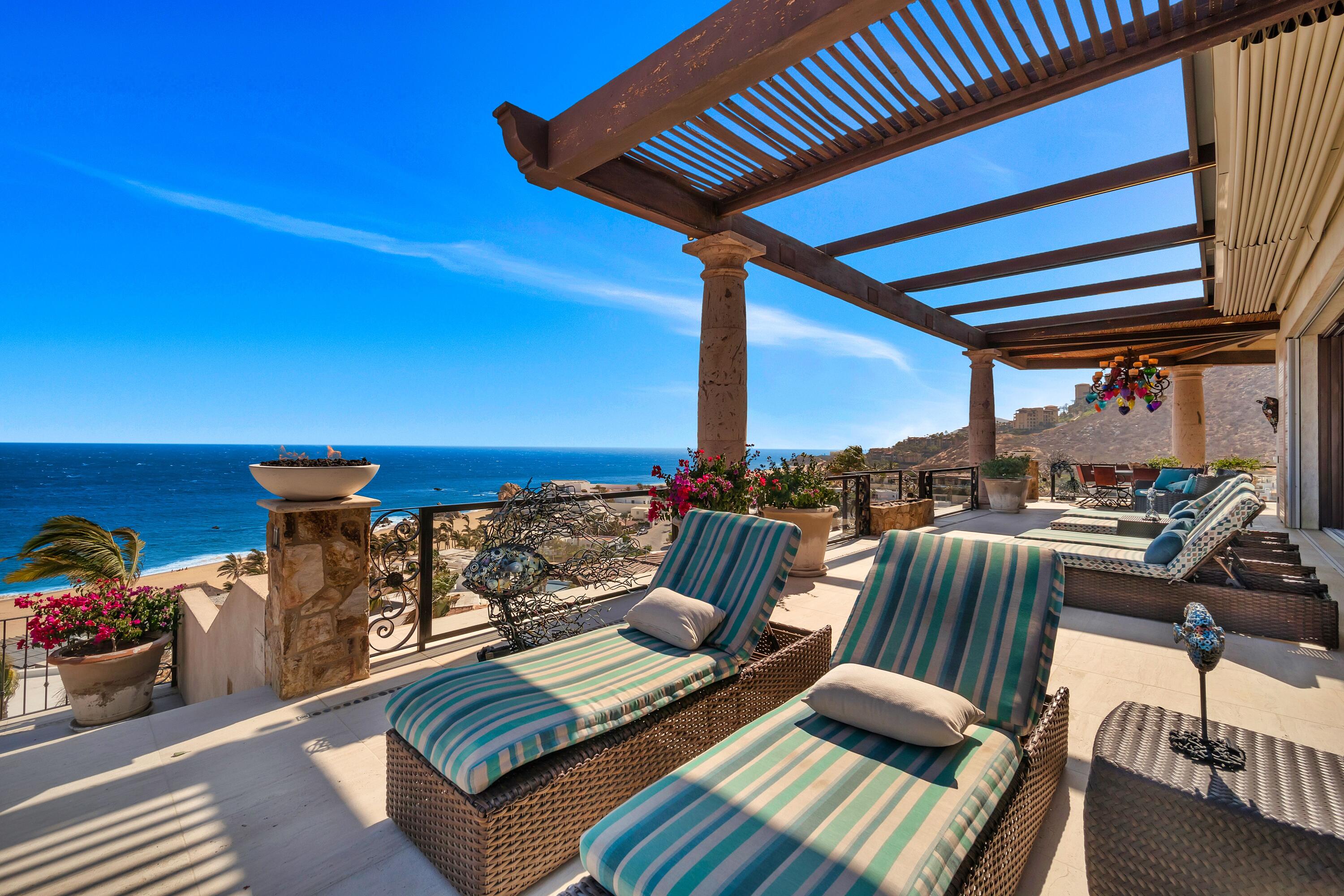 3 Calle Cerrada del Sol, Villa Vista Encantada