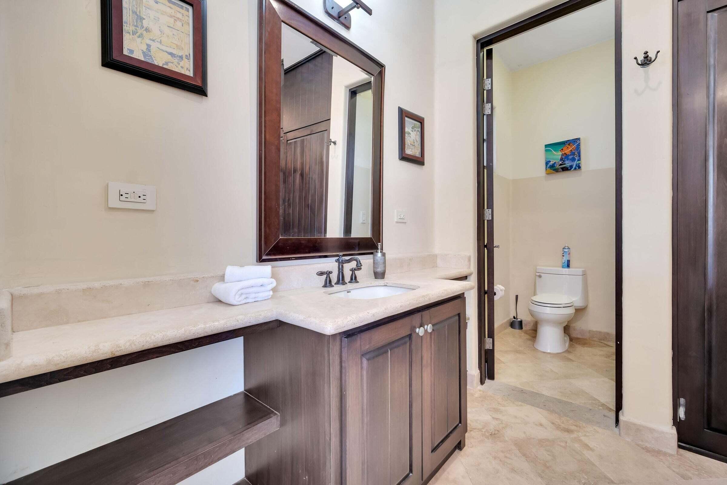 10 SELLER FINANCING, Casa Arte