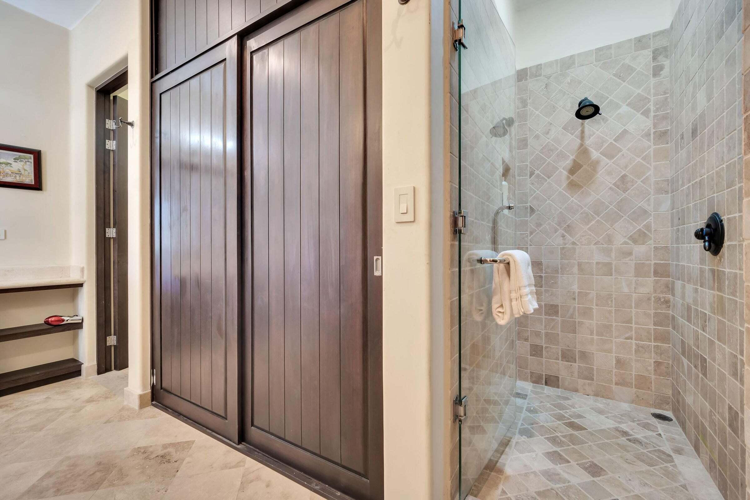 10 SELLER FINANCING, Casa Arte