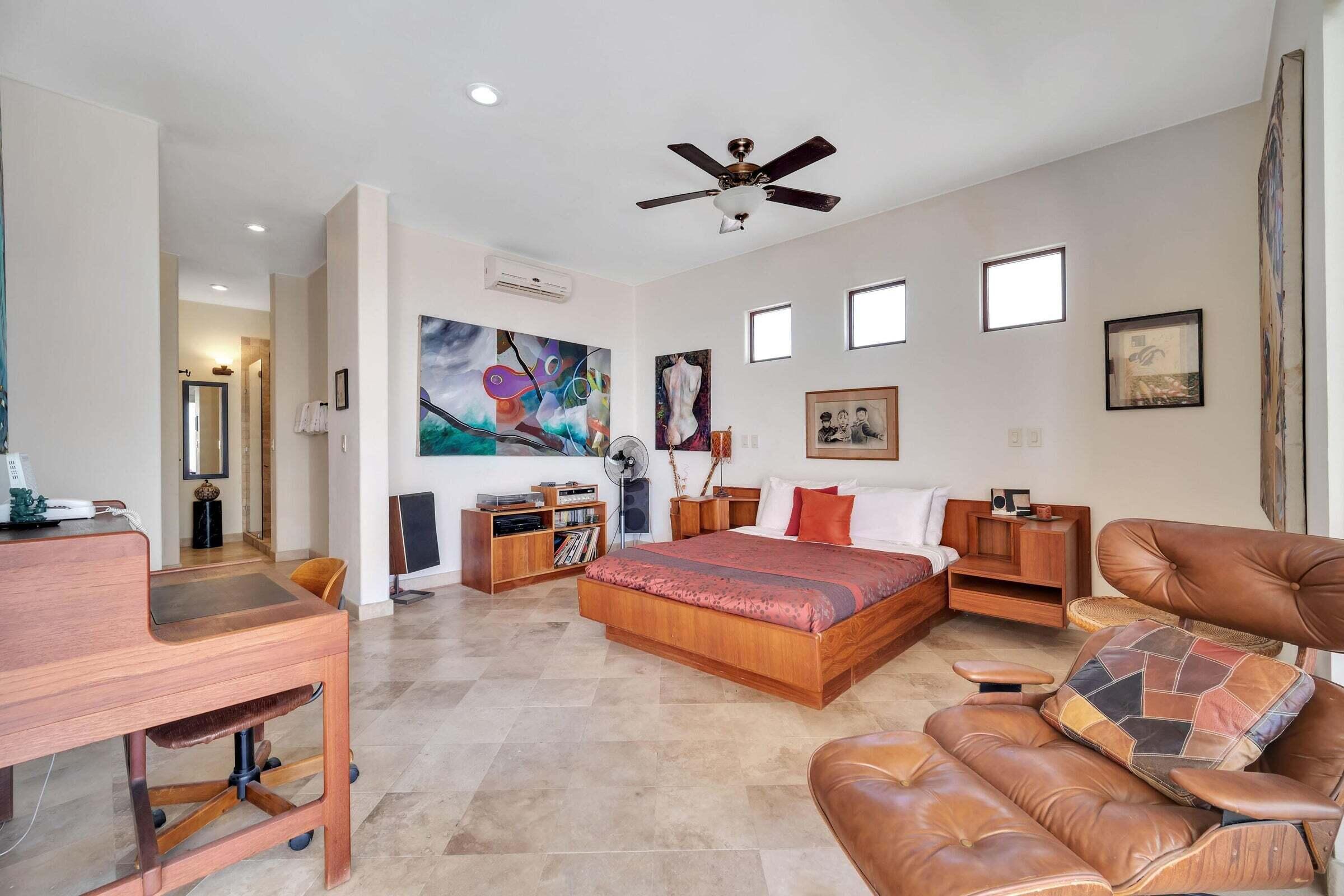 10 SELLER FINANCING, Casa Arte
