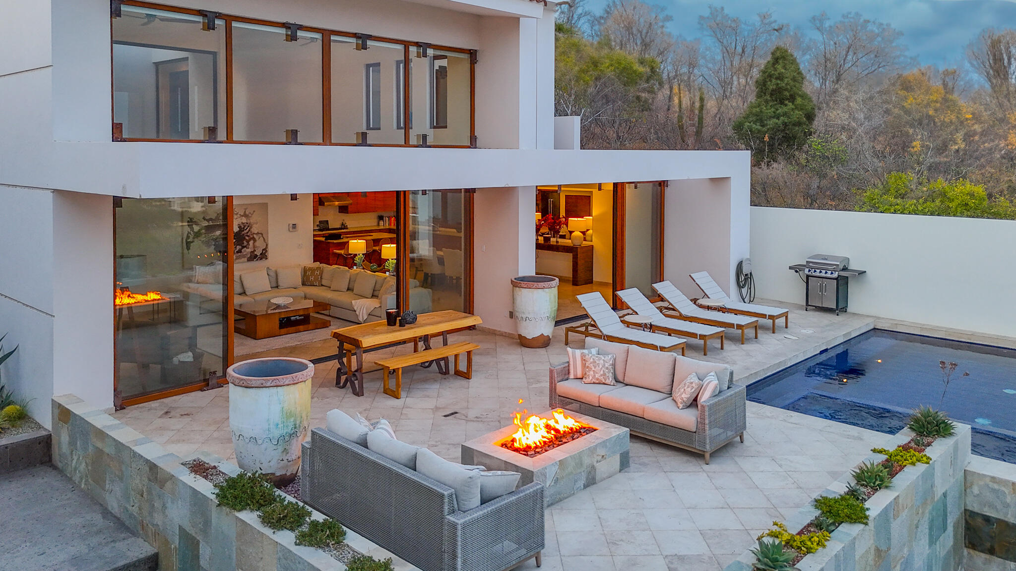 60 La Canada - Club Campestre, Casa Blanca