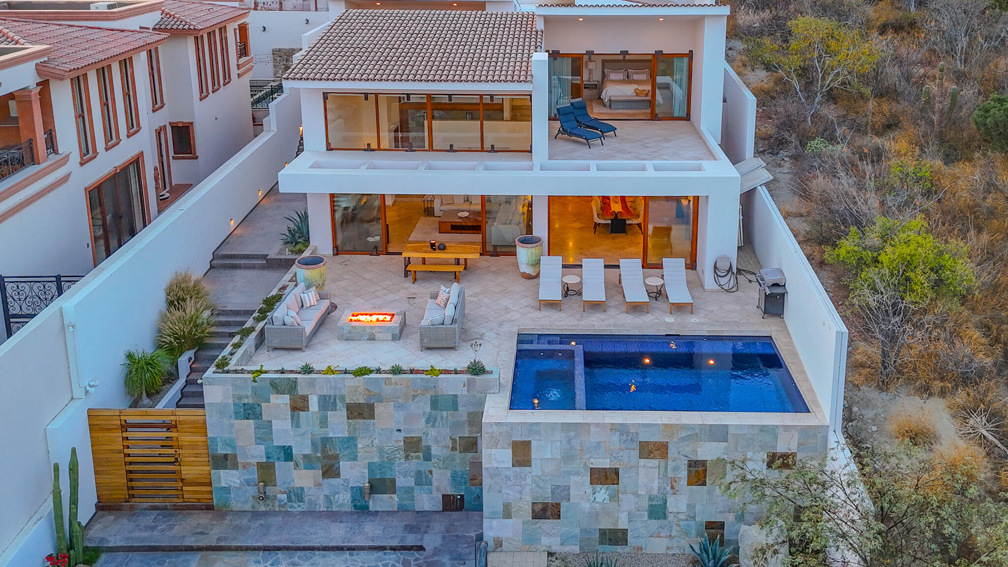 60 La Canada - Club Campestre, Casa Blanca