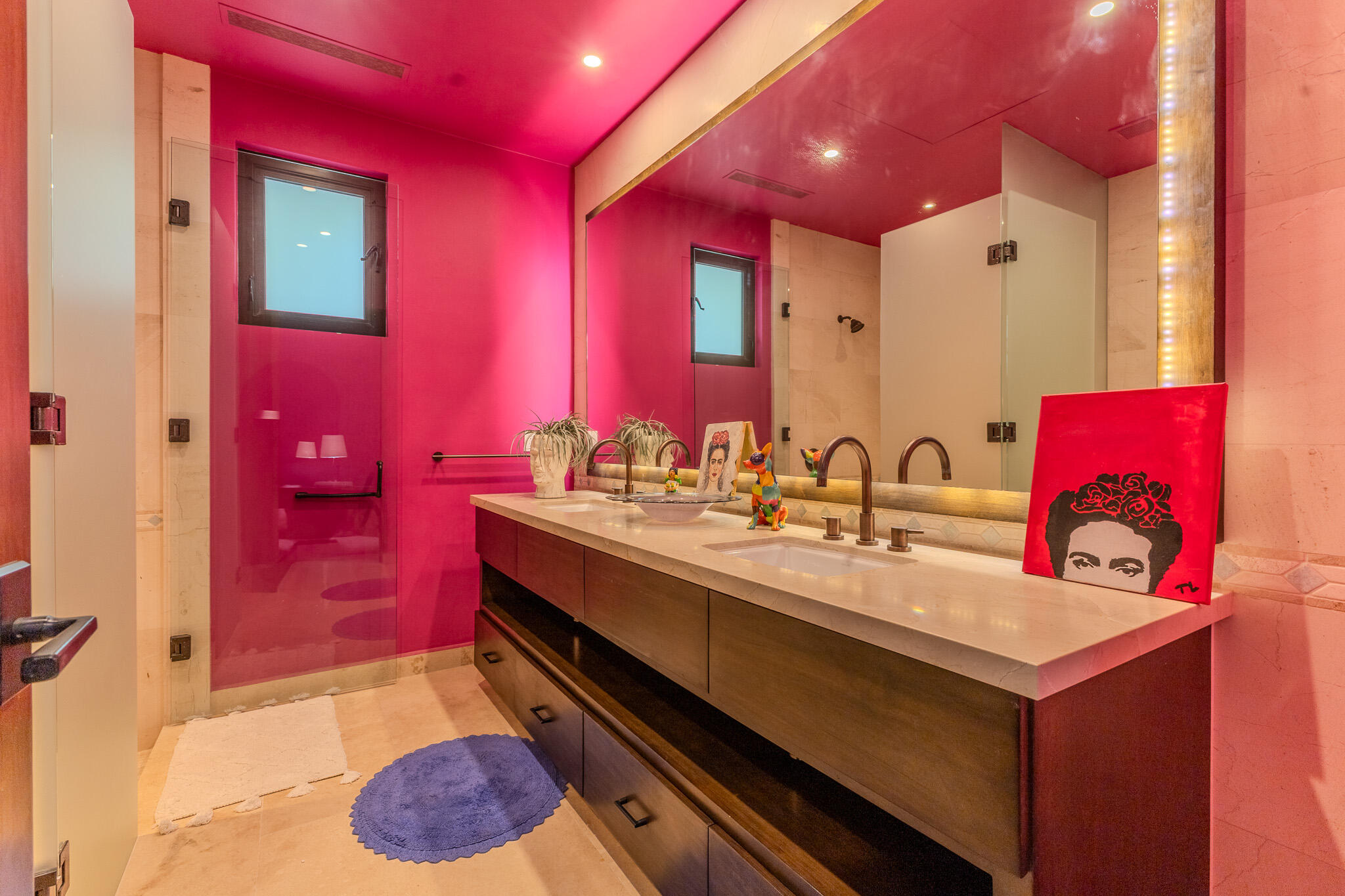 Coronado 4.6, Pacific