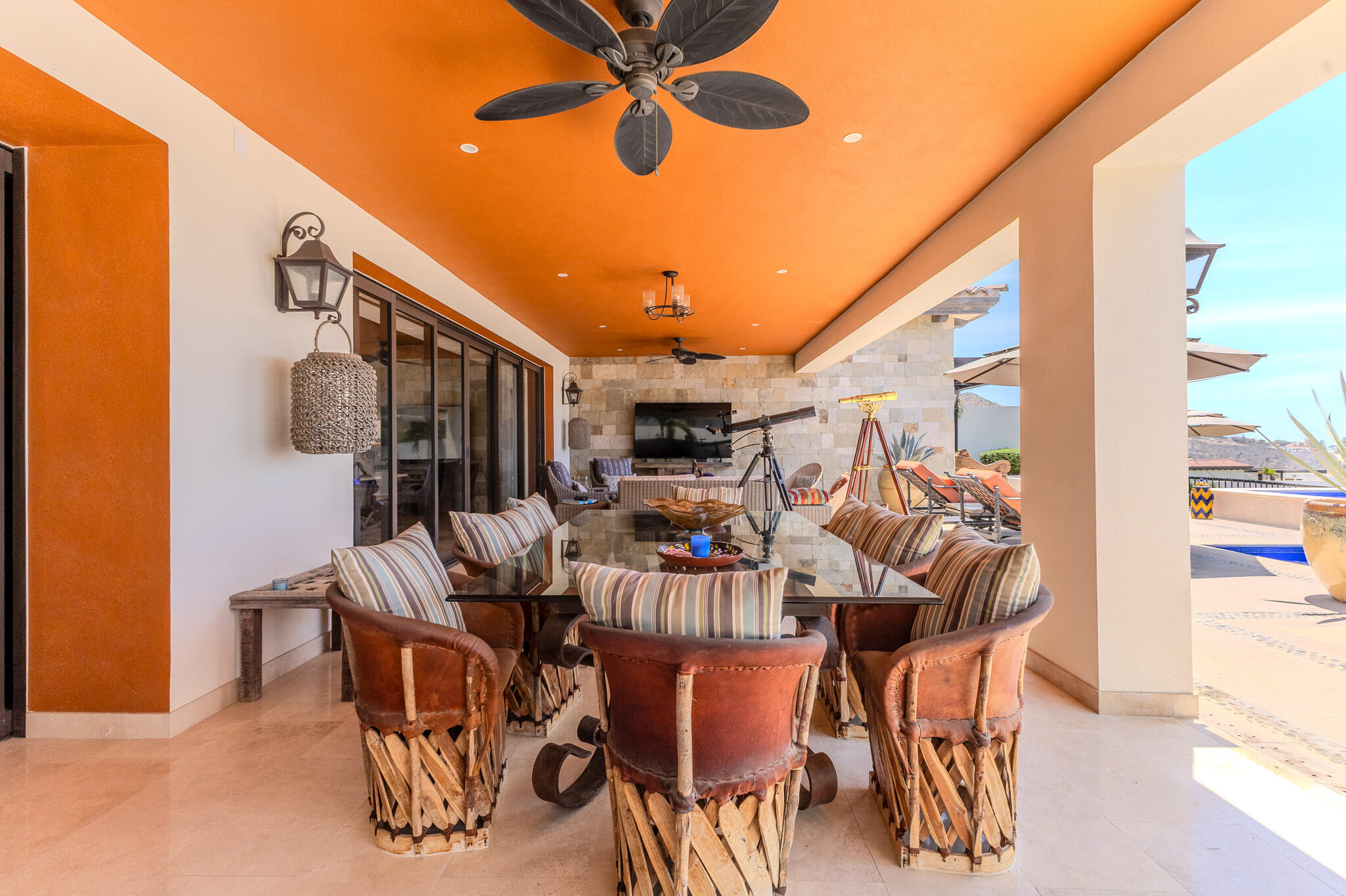 Coronado 4.6, Pacific