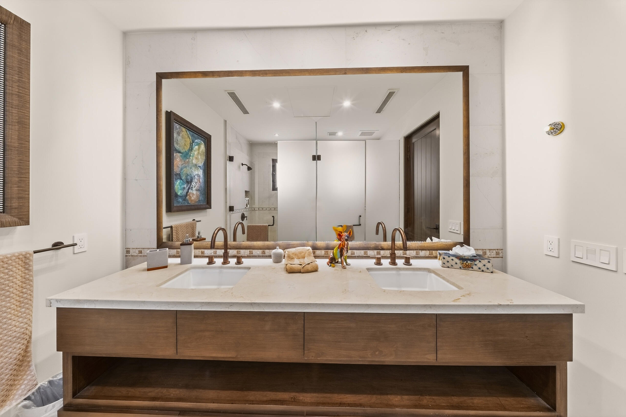 Coronado 4.6, Pacific