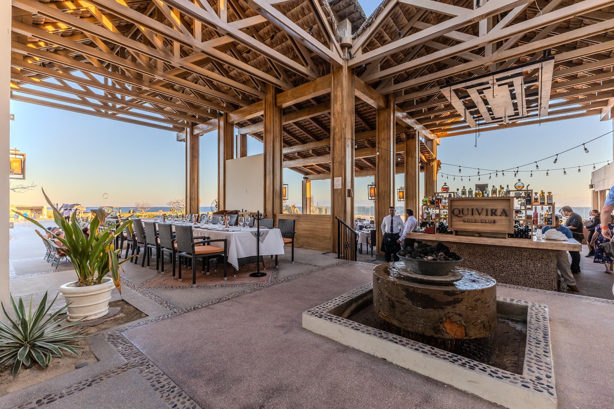 Coronado 4.6, Pacific