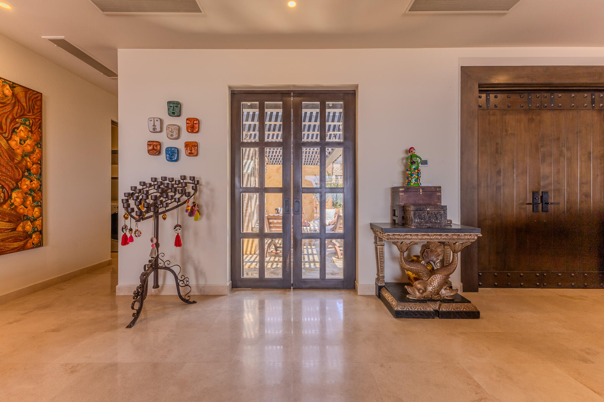 Coronado 4.6, Pacific