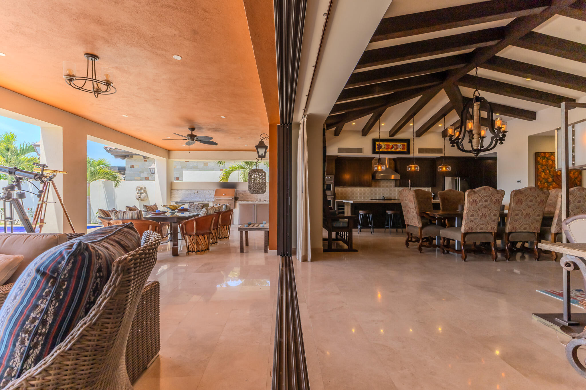 Coronado 4.6, Pacific