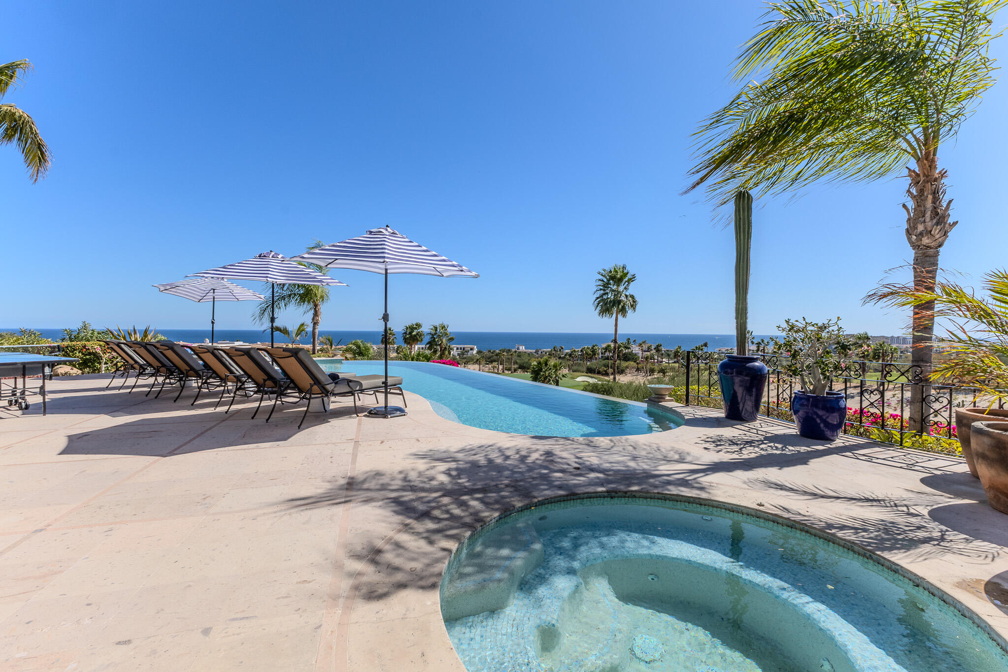 23 Las Colinas, Casa Alegria