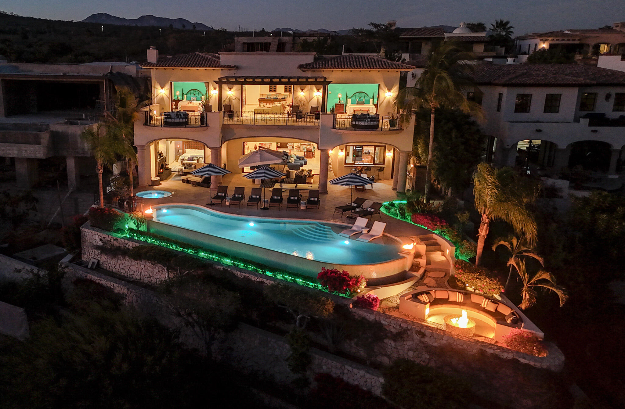 23 Las Colinas, Casa Alegria