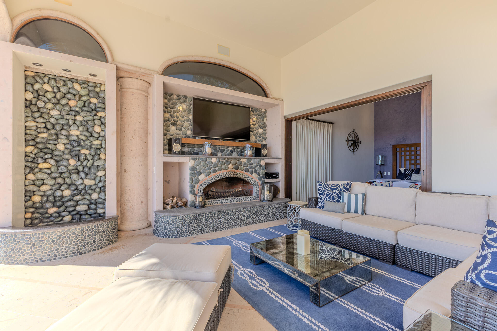 23 Las Colinas, Casa Alegria