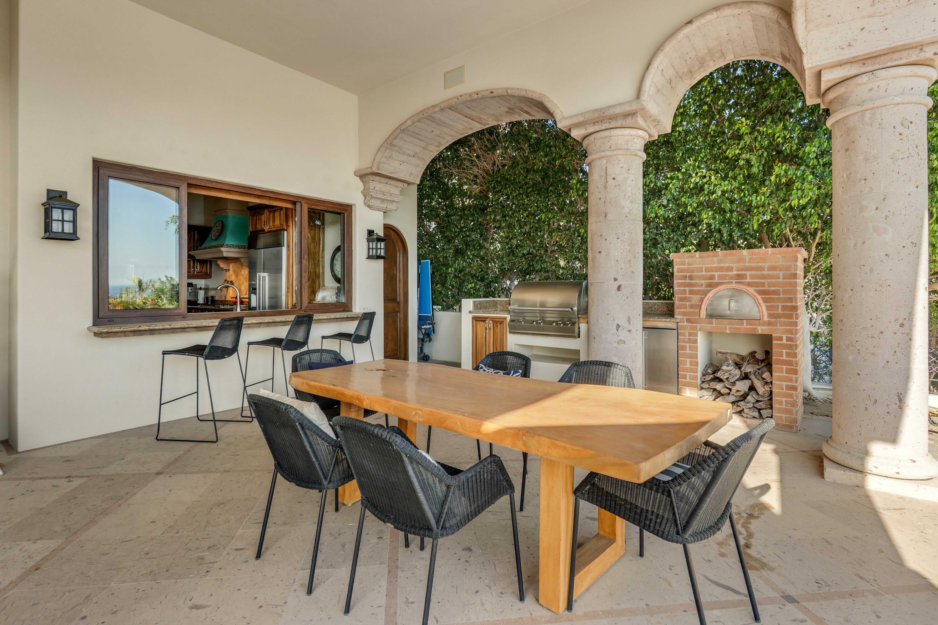 23 Las Colinas, Casa Alegria