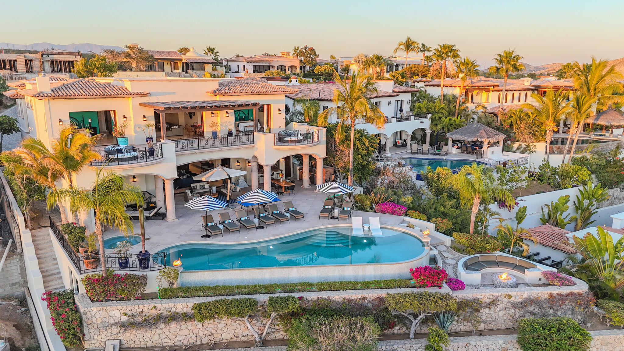 23 Las Colinas, Casa Alegria