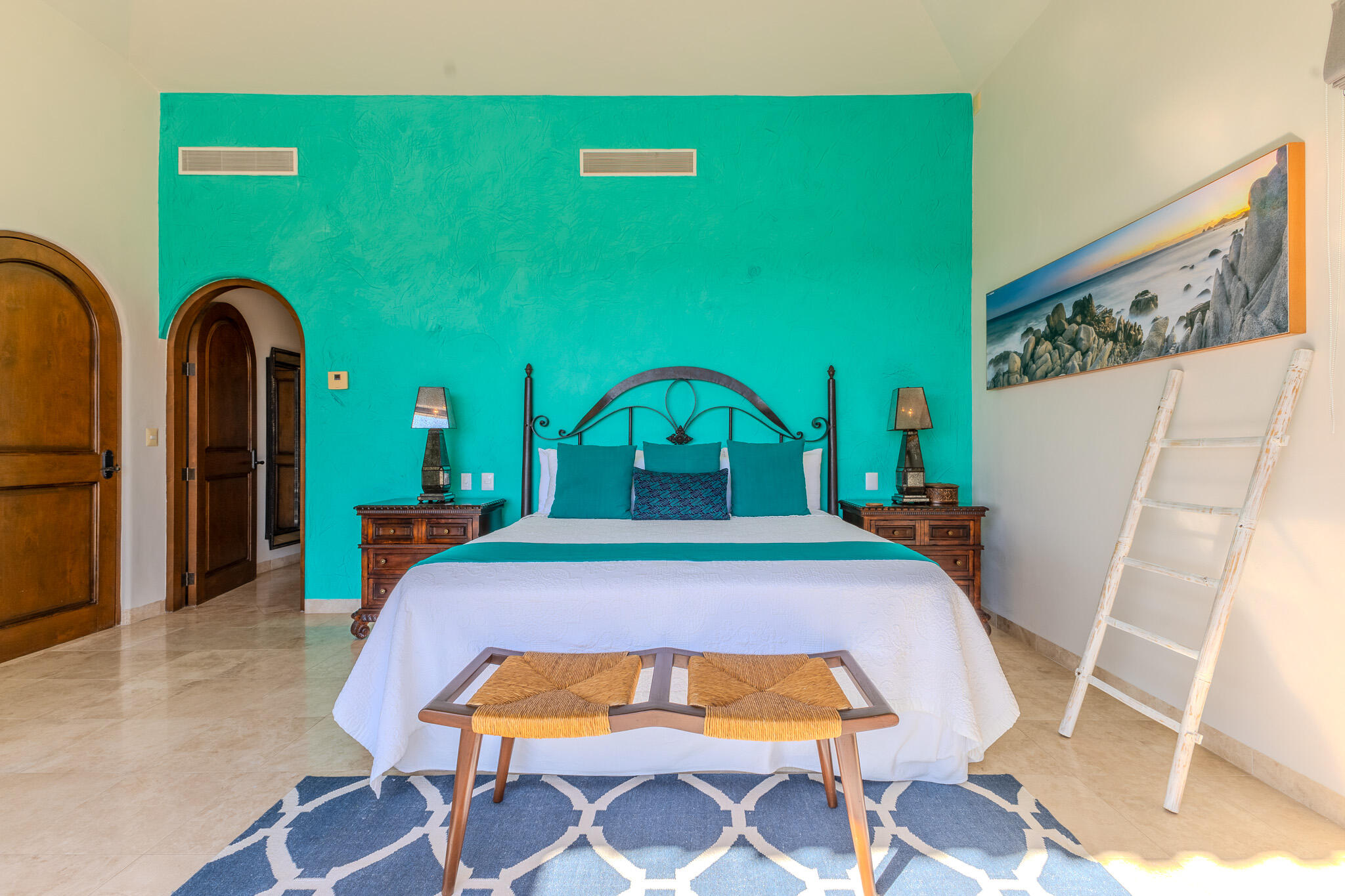 23 Las Colinas, Casa Alegria