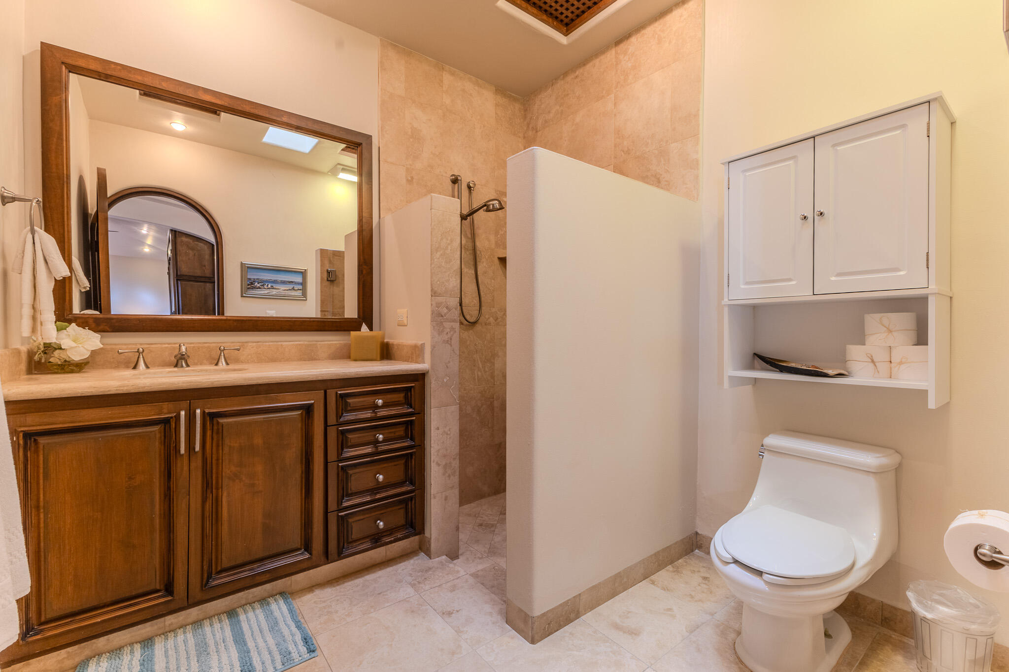 23 Las Colinas, Casa Alegria