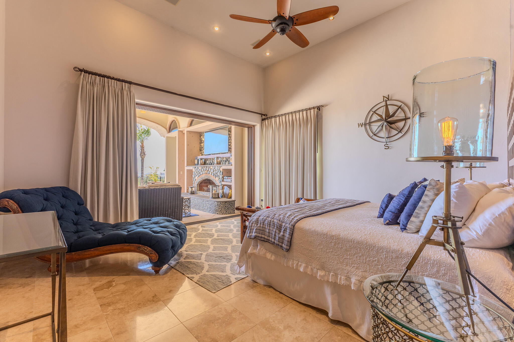 23 Las Colinas, Casa Alegria